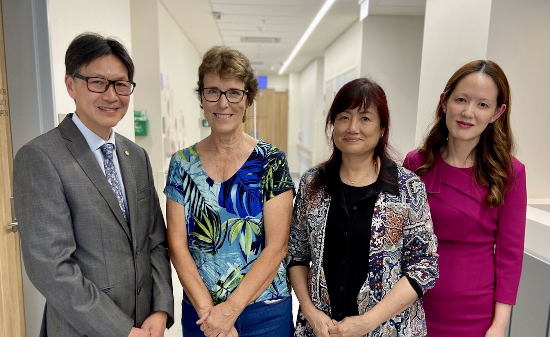 Researchers host breast cancer forum